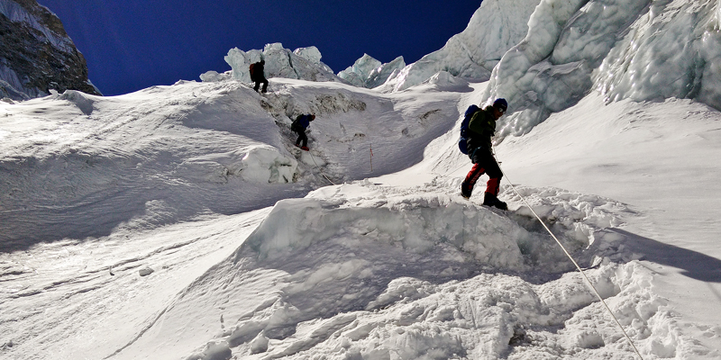 Climbing the Mighty Eight-Thousander: Mt. Lhotse – The Traveller Trails