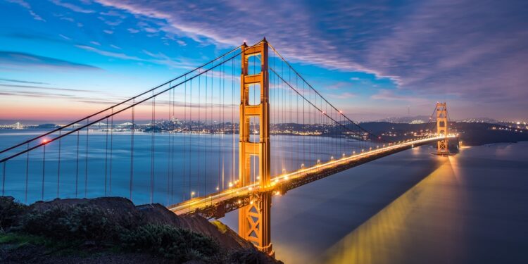 9 Most Beautiful Sea Bridges Around The World_ Golden gate Bridge San Francisco