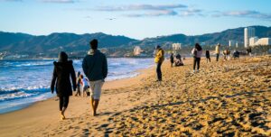 A Sightseeing Guide To Santa Monica For First-Time Visitors-01