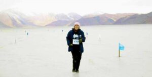World's Highest Altitude Frozen Lake Half-Marathon - Guinness World Record Set In Ladakh-1