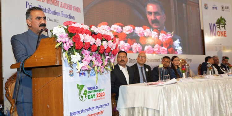 Himachal CM Emphasizes Urgency To Find Alternatives To Plastic