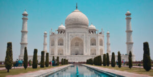 When You're In India, These Are The Spots You Simply Can't Miss_Taj Mahal