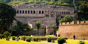 Check Out These Amazing Places In Rajasthan For A Thrilling Monsoon Adventure_Bhangarh