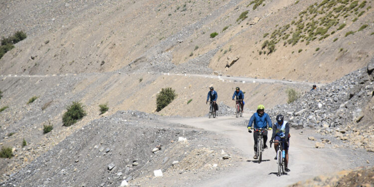 Save Himalayas Cycle Rally_3