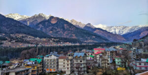 Fly Direct to Manali from Amritsar with Alliance Air_1