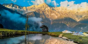 Himachal Imposes Rs 200 Entry Fee For Triund Trek_01
