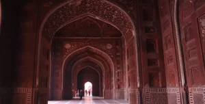 A Comprehensive Guide To Agra’s Treasures_Mosque to the west of Taj Mahal, Interior View