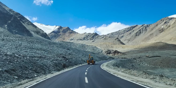 BRO Opens New Route Connecting Manali To Leh Via Darcha And Nimmu
