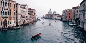 Explore These Iconic Destinations Before They Break The Bank_Venice_Italy