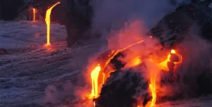 Must-See Active Volcanoes You Can Actually Visit_Kilauea Volcano_Hawaii_USA