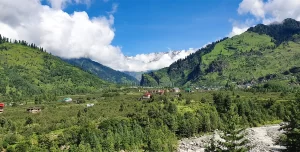 Find Your Bliss in These Breezy Havens of Himachal_Manali