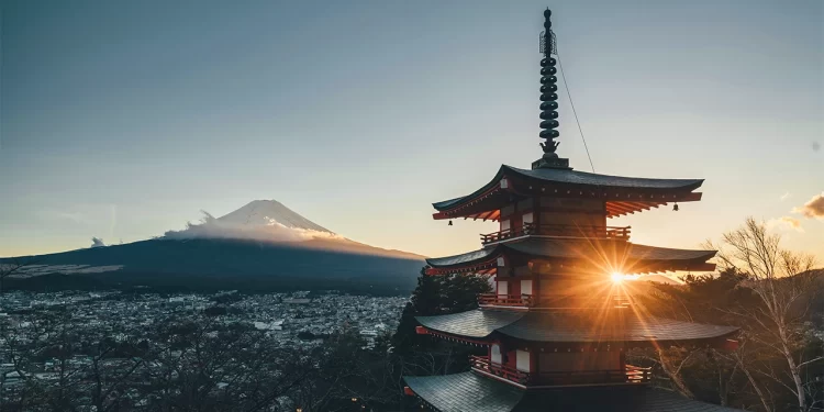 Japan Tourism Breaks Records