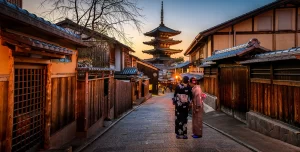 Japan Tourism Breaks Records_2