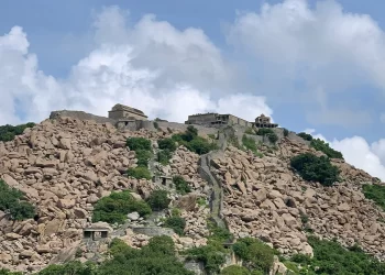Gingee Fort: A Maratha Stronghold In Tamil Nadu