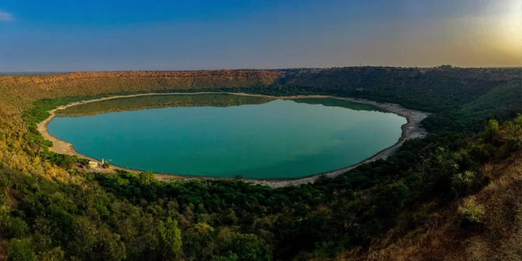 What Sets Lonar Lake Apart In Central India