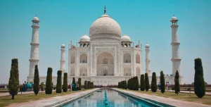 20 UNESCO World Heritage Sites In India To Add To Your Travel List_Taj Mahal