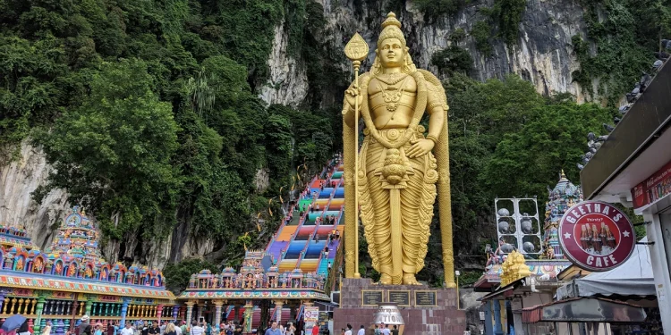 Indian Tourists In Malaysia Can Now Make Payments Using UPI
