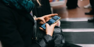 How To Enjoy Yourself Abroad Without Taking Unnecessary Risks_1