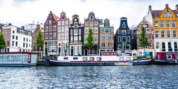 Best Solo Travel Destinations in Europe_Amsterdam