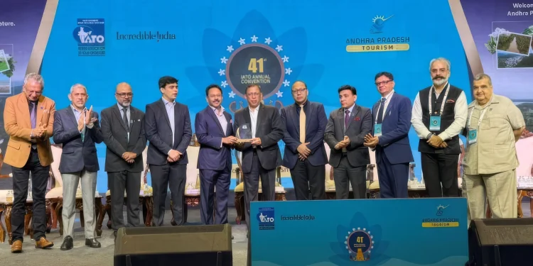 Le Passage to India wins IATO award for extraordinary contribution to Indian tourism